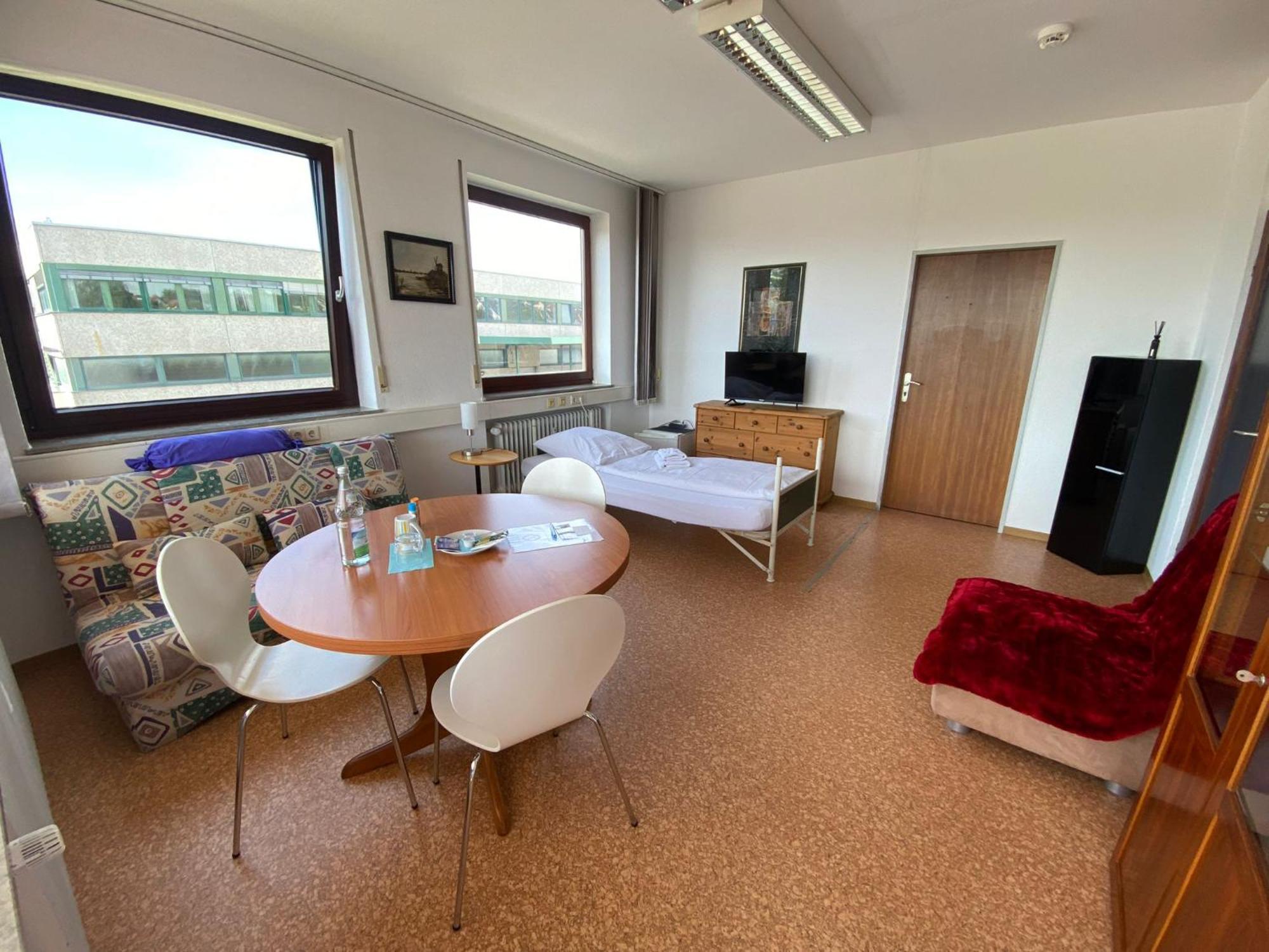 Hotel Ditzingen Guest house *
