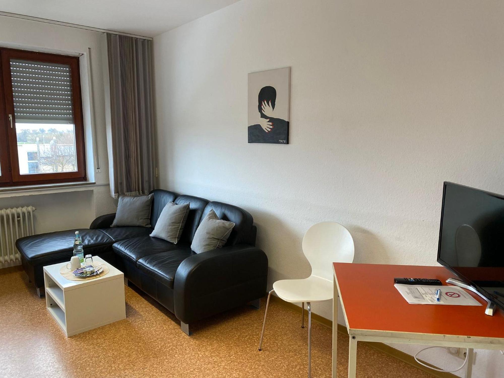 Hotel Ditzingen Guest house *